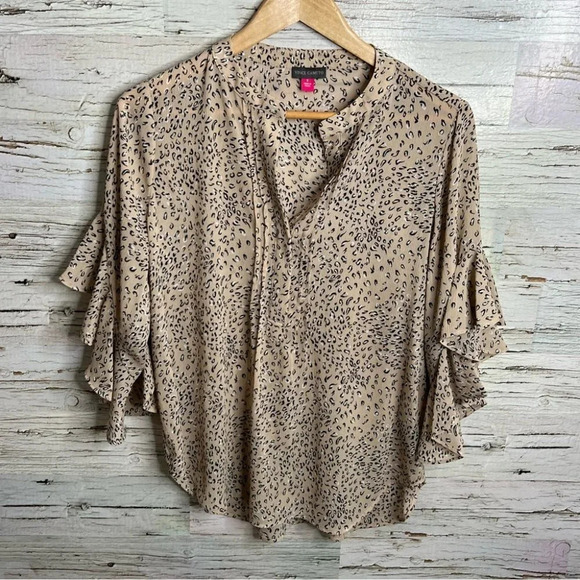 Vince camuto tan black blouse top  waterfall sleeve size small - Picture 1 of 9